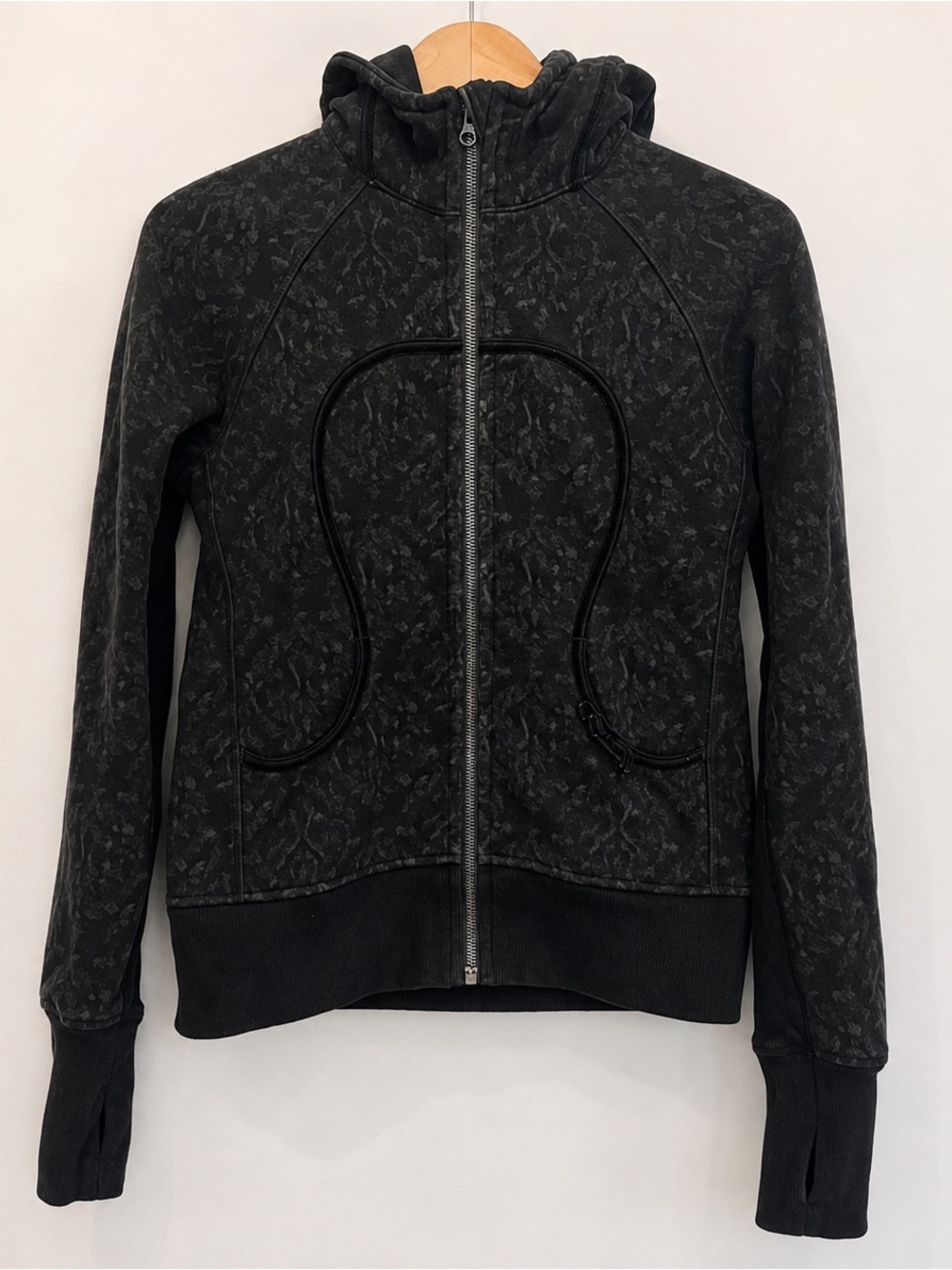Lululemon Special Edition Bow Scuba Hoodie Beautiful Baroque Black Size 8